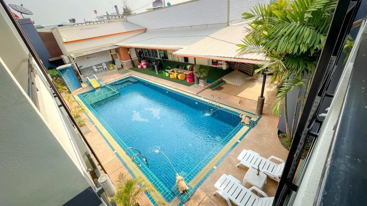 The S.G Hotel Buriram Exterior photo